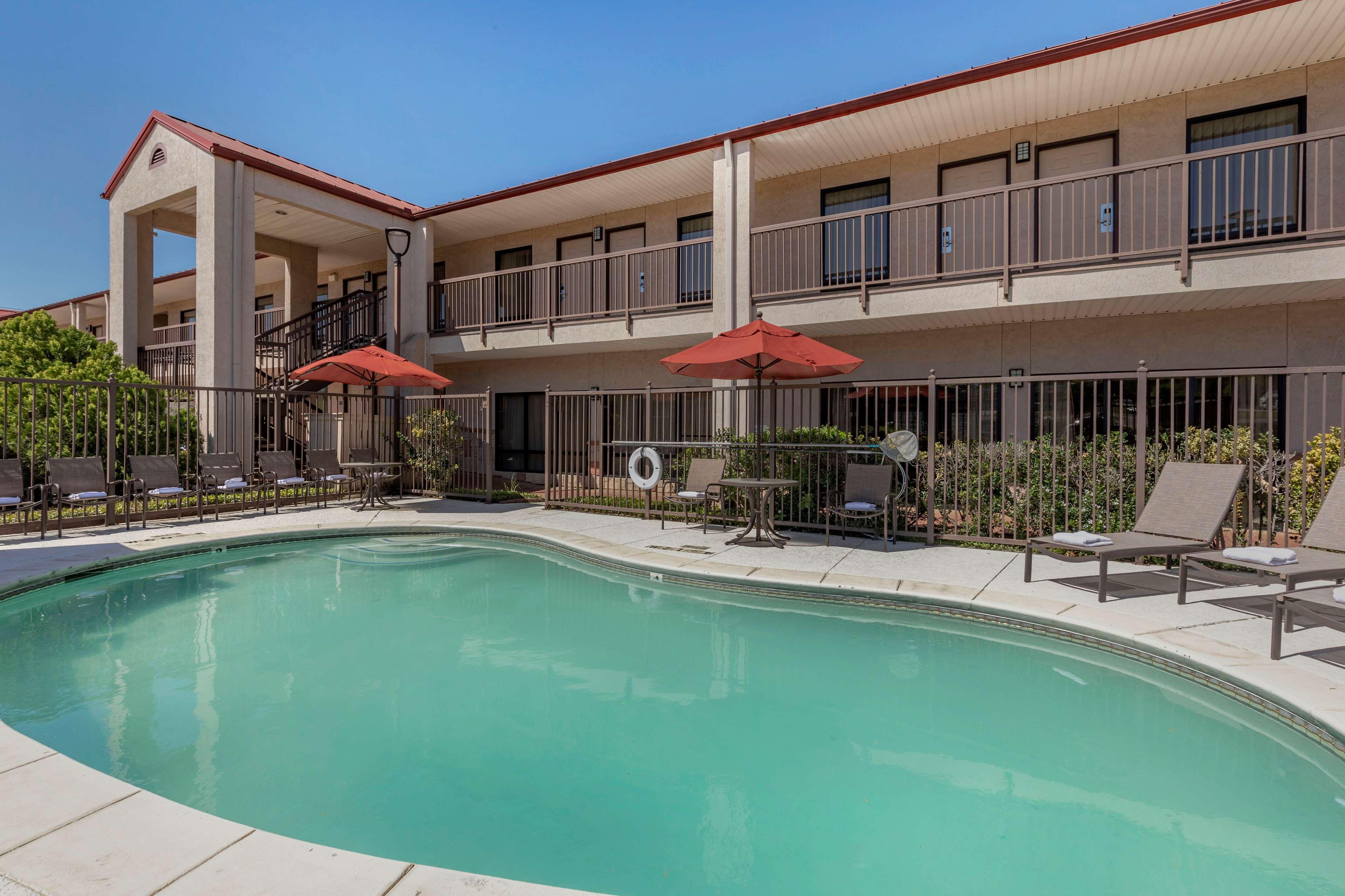 Best Western Lindale Inn Luaran gambar