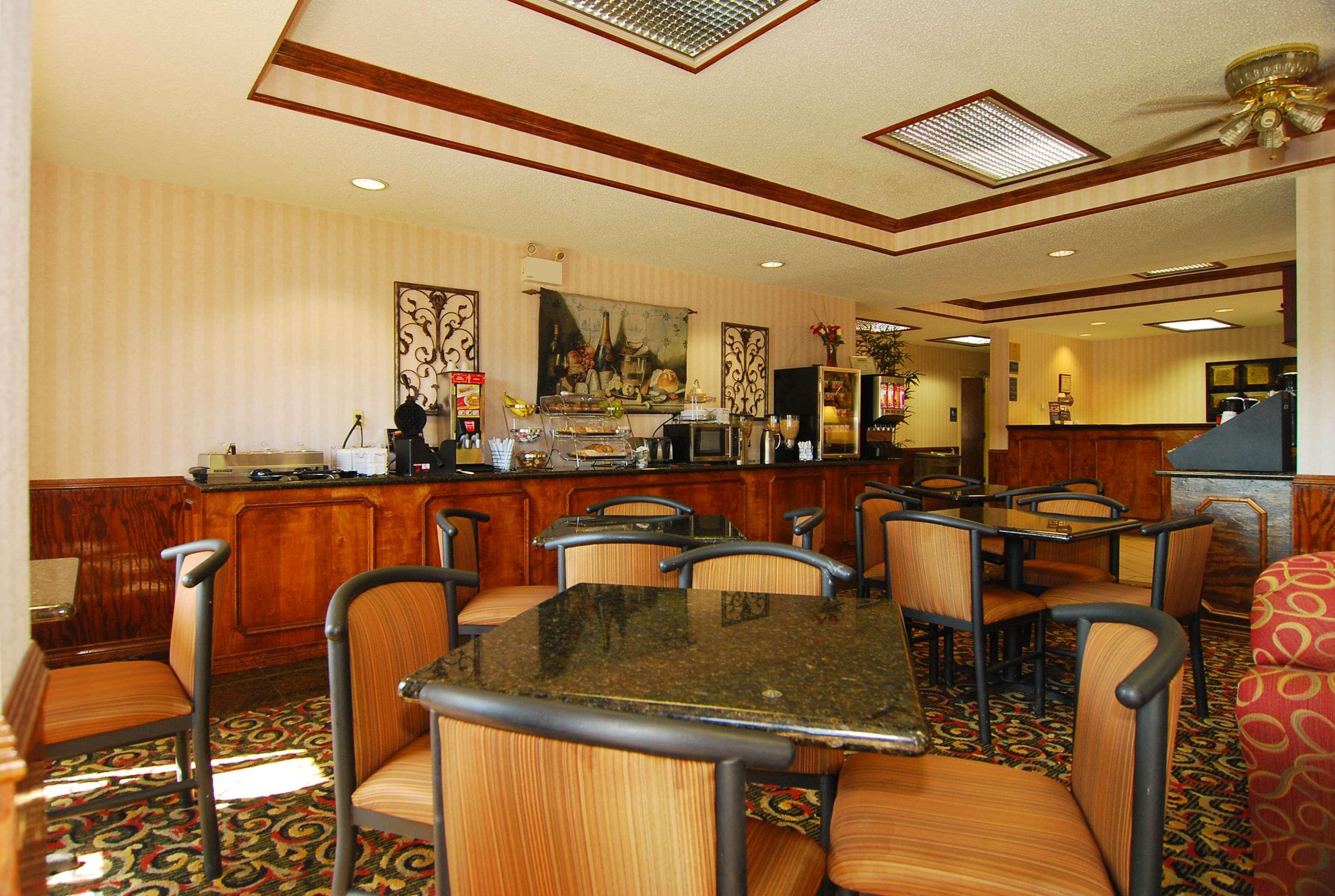 Best Western Lindale Inn Luaran gambar