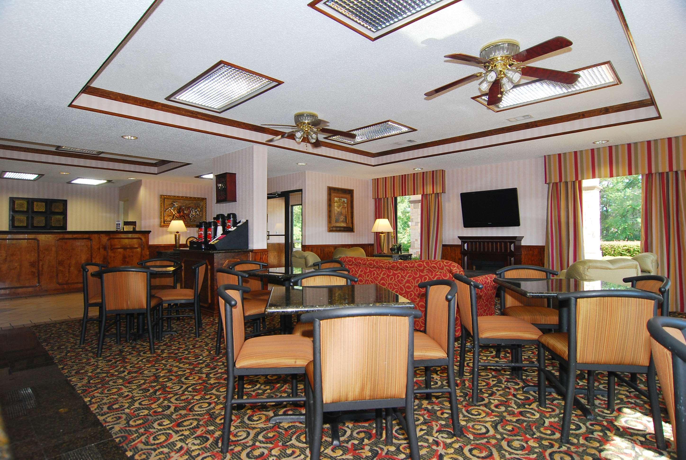 Best Western Lindale Inn Luaran gambar